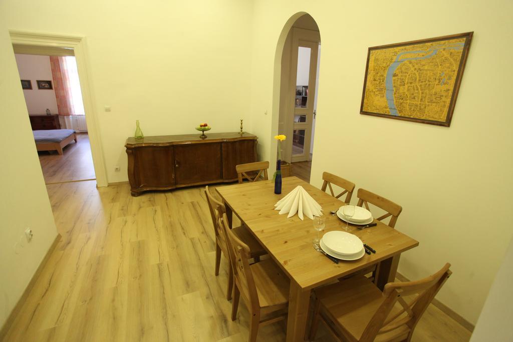 Sissy Apartment Budapest Exteriör bild