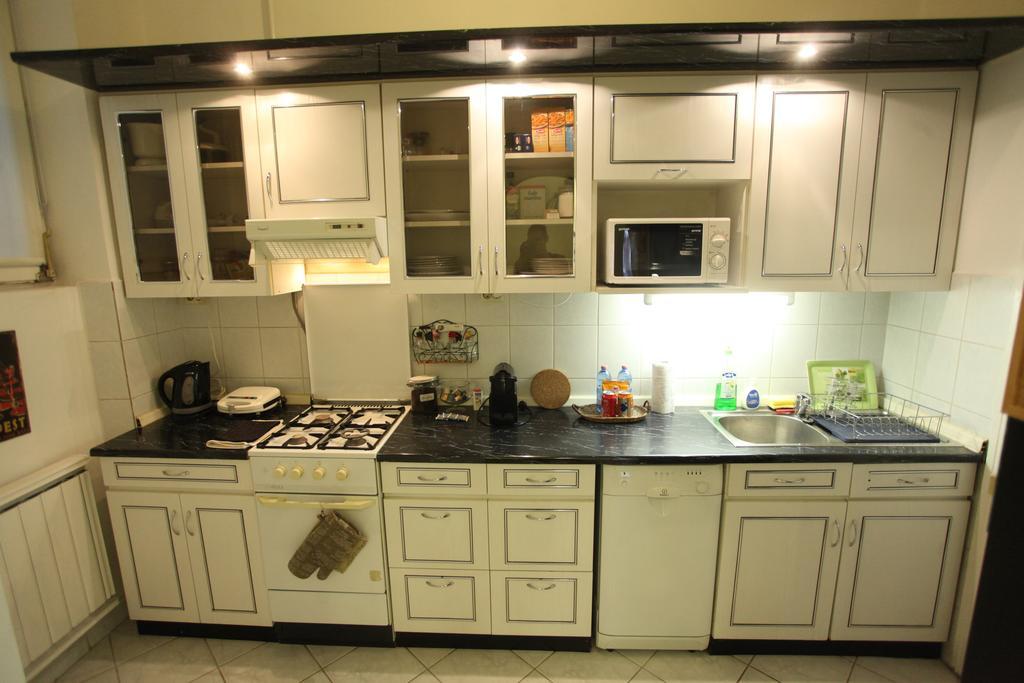 Sissy Apartment Budapest Exteriör bild